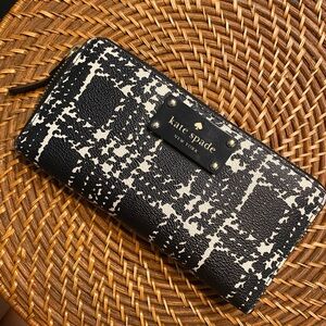 Kate Spade Monochrome Patterned Wallet
